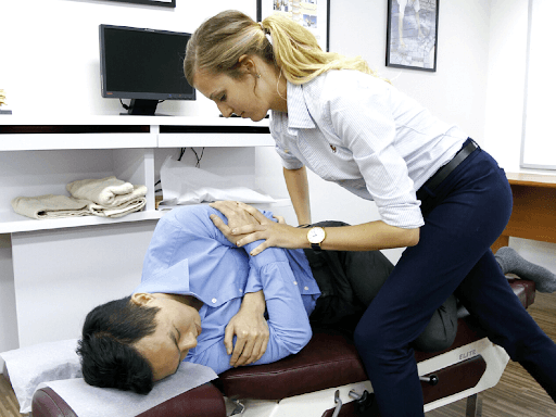 6 Benefits From Seeing A Chiropractor 6 Benefits From Seeing A Chiropractor