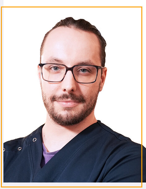 Dr Maxime Castera