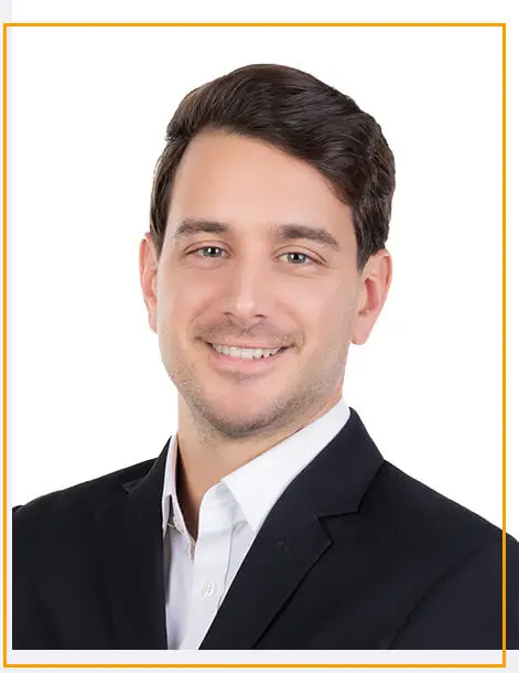 Dr. Nicholas Simmons Dr. Nicholas Simmons