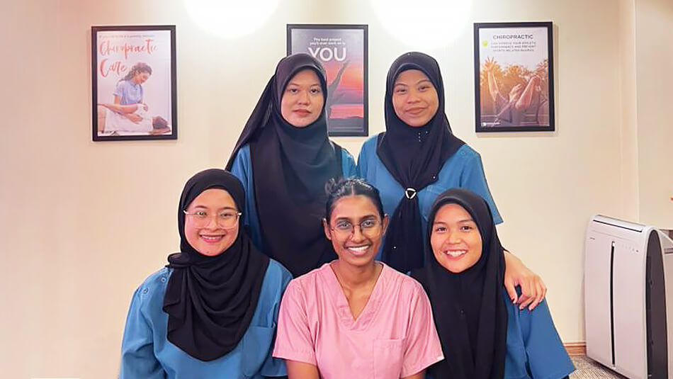 Paradigm Mall Clinic Team Photo